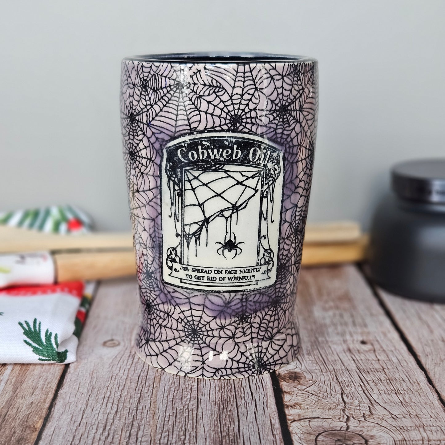 Purple cobweb mug, 10 oz