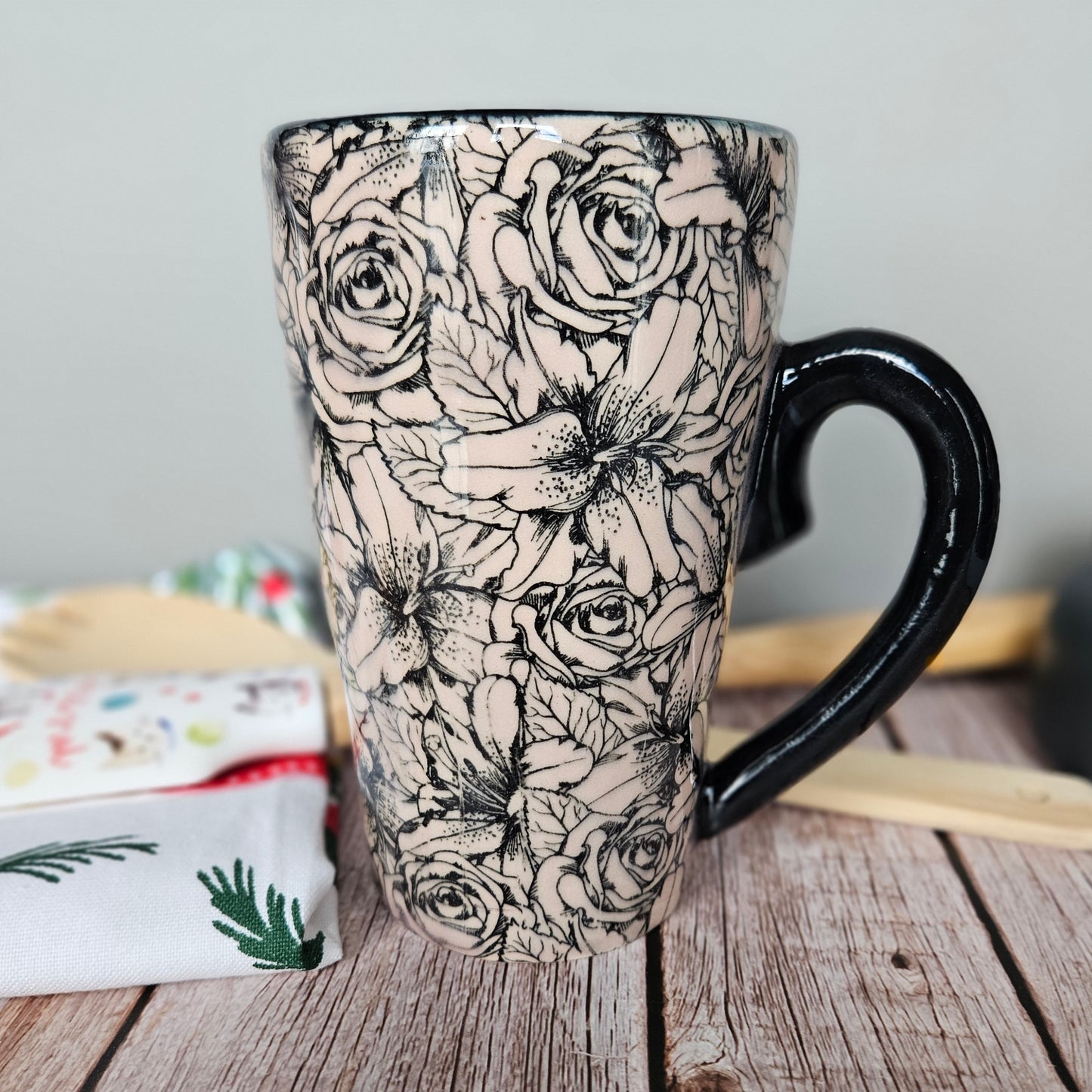 Pink 12 oz rose and lily mug