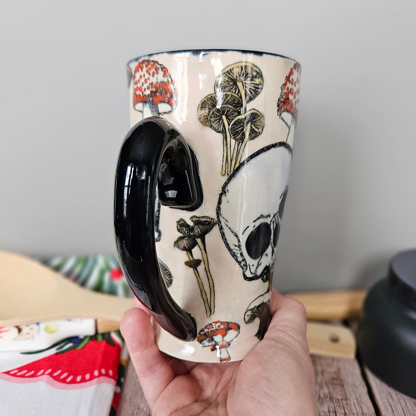 Pink death by mushrooms mug, 16 oz.