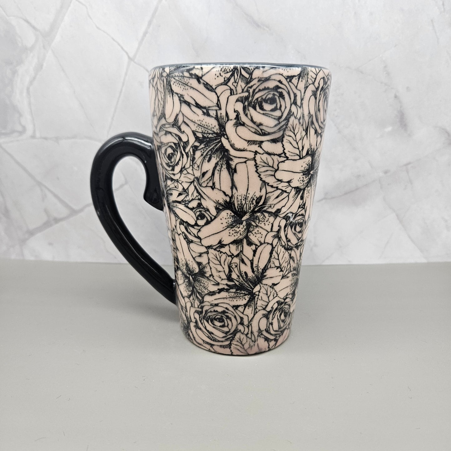 Pink Rose and Lily mug, 16 oz, black interior