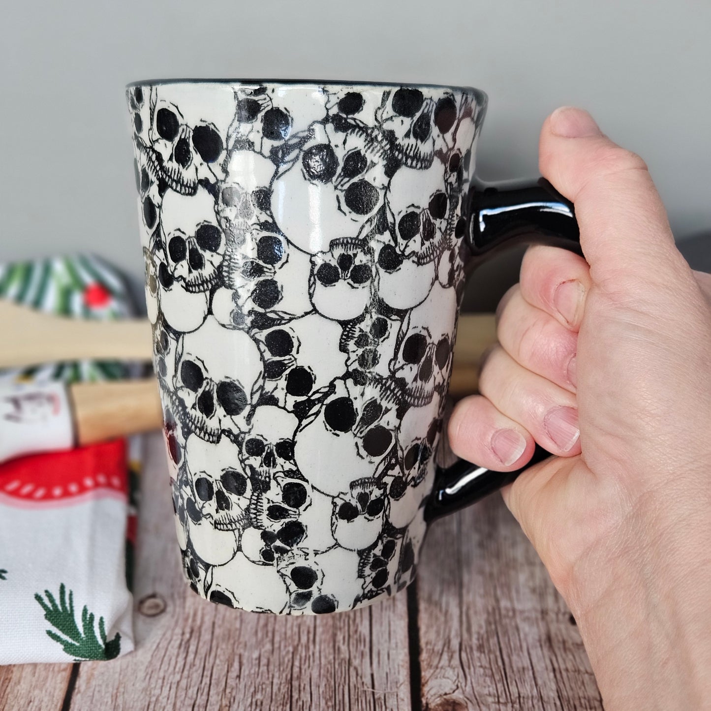 Black and White Skully Mug