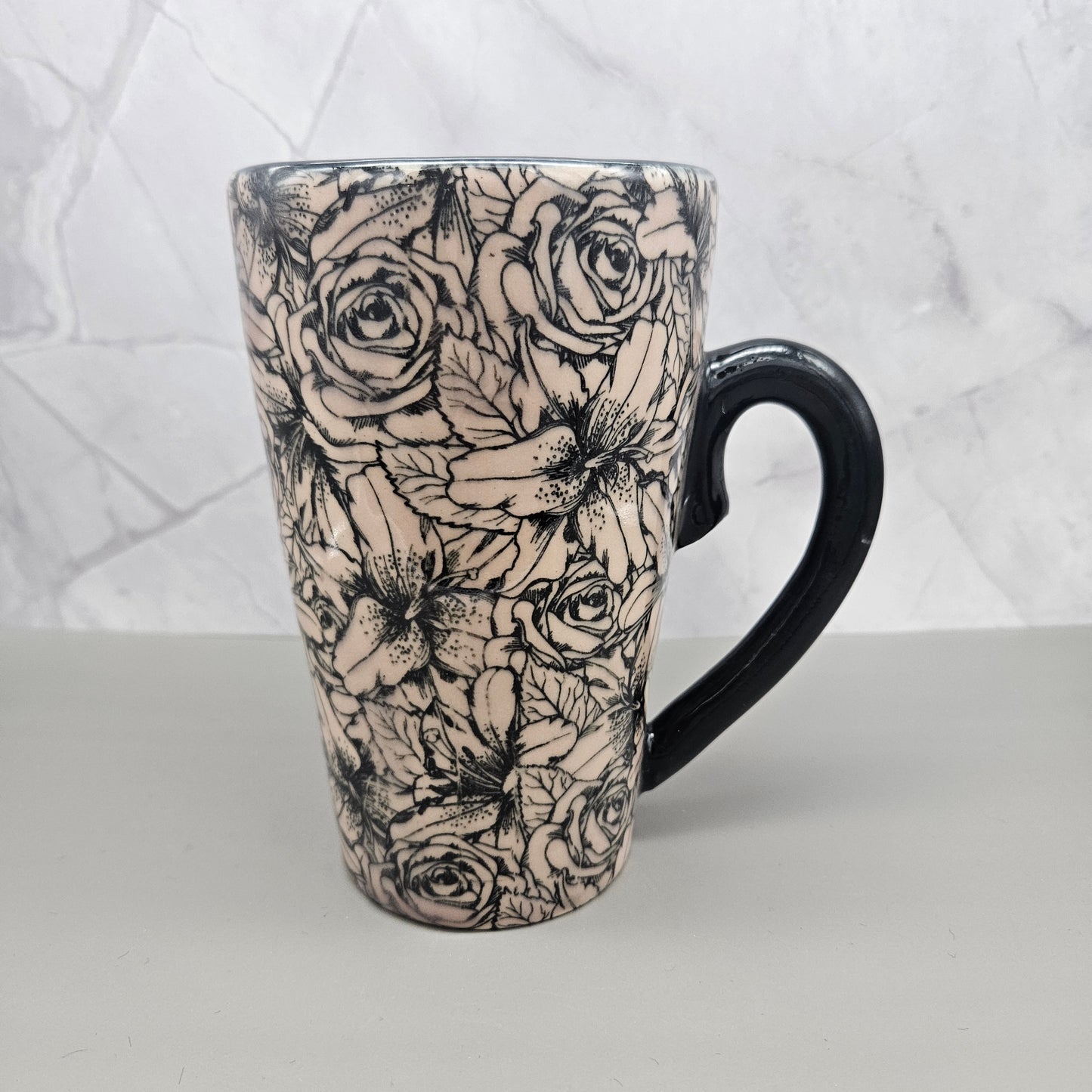 Pink Rose and Lily mug, 16 oz, black interior